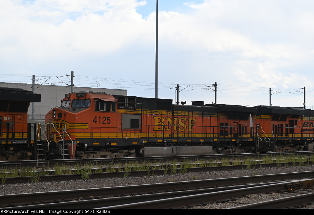 BNSF 4125 - Roster